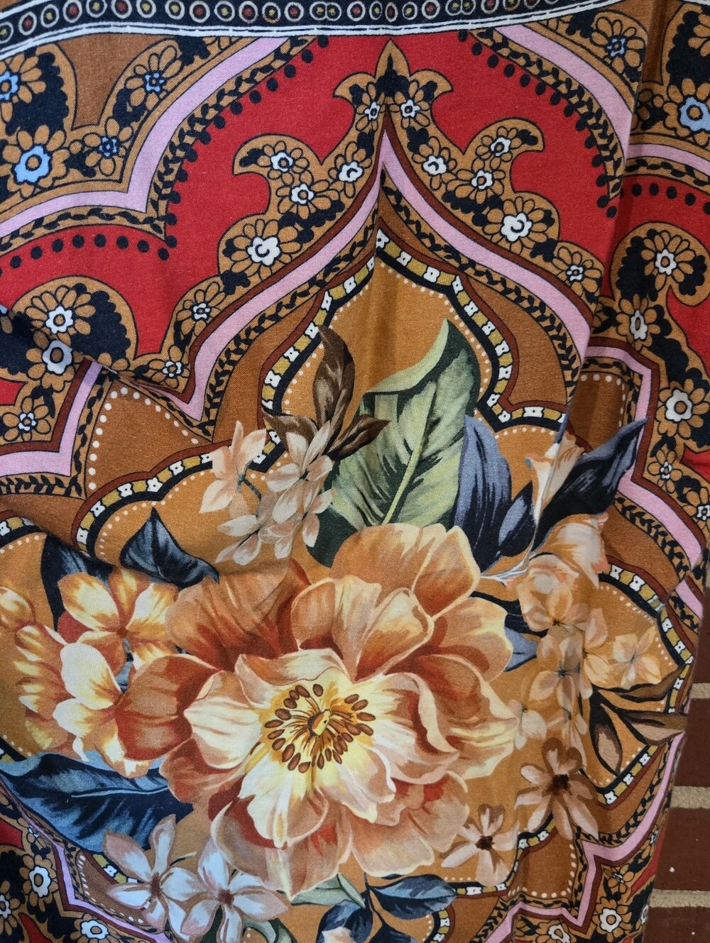 FARM Rio Red & Gold Floral Cold-Shoulder Mini Dress - Picture 9 of 10